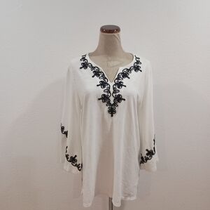 Chico's White Embroidered Tunic Top